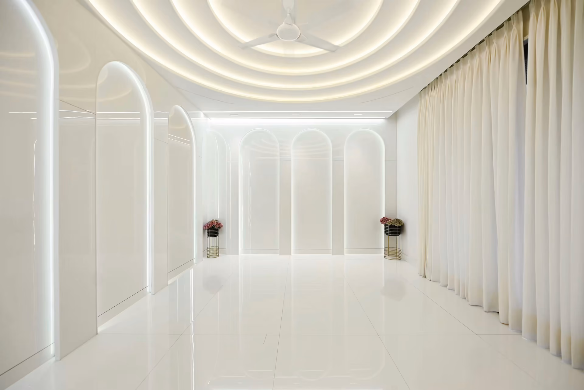 Modern office reception interior at Hannu corporate office by Ninth Corner