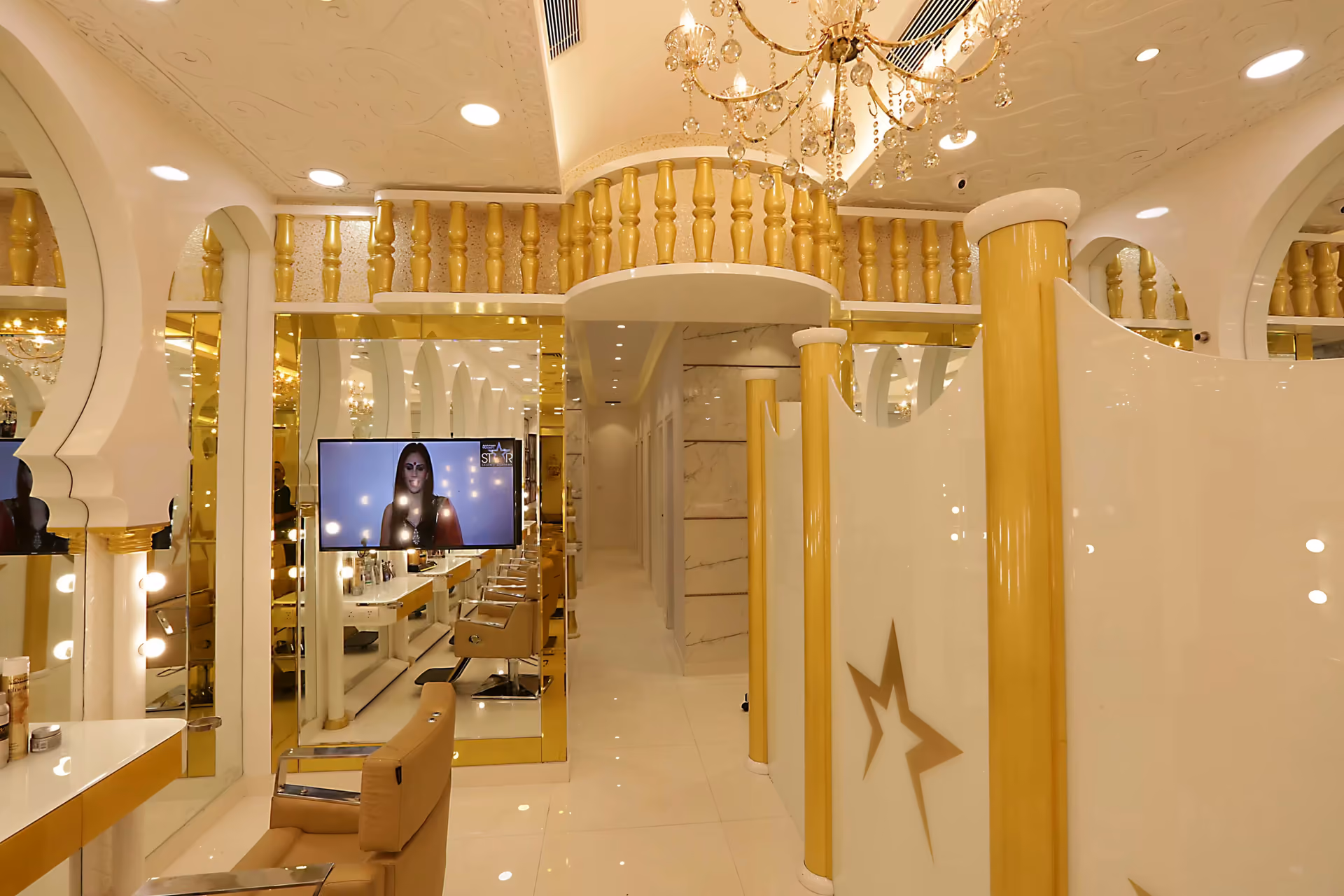 Chic mirror station design at Star Salon by Ninth Corner