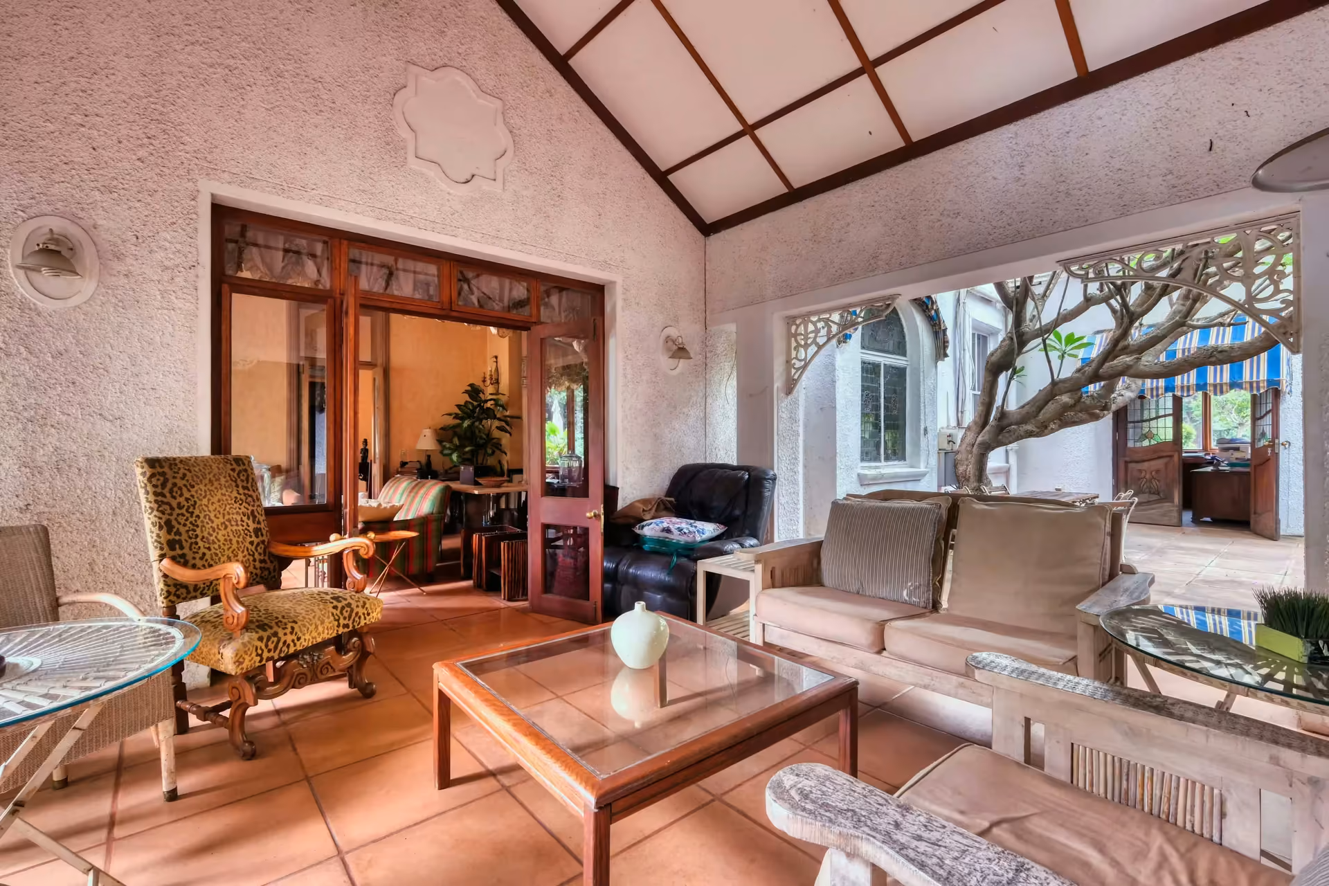 Farmhouse interior designer in Gurgaon: rustic luxury farmhouse interior by Ninth Corner